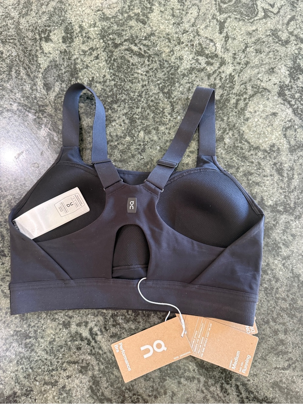 On Cloud Perform Running Black Sports Bra - Picture 3 of 7
